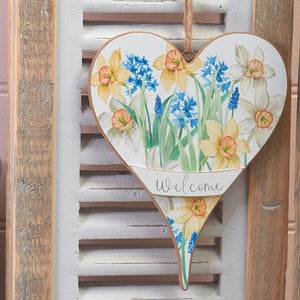Welcome Daffodil Wood Hanging Heart